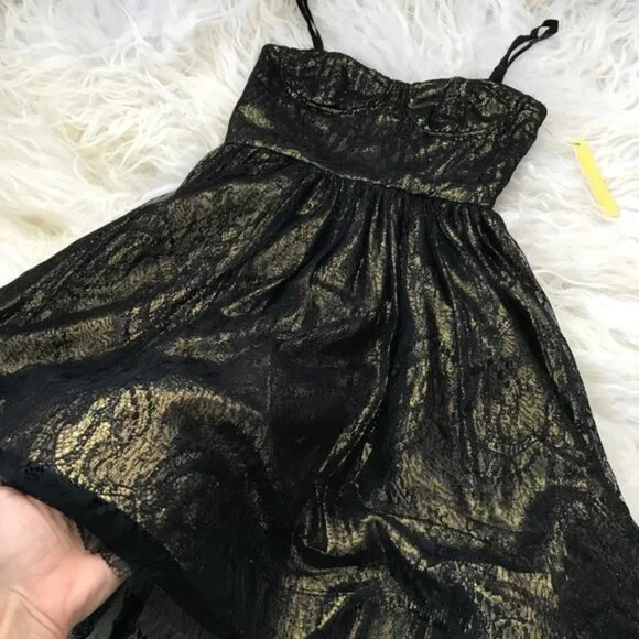 Alice + Olivia Yelle Bustier Flare Dress - Picture 4 of 8